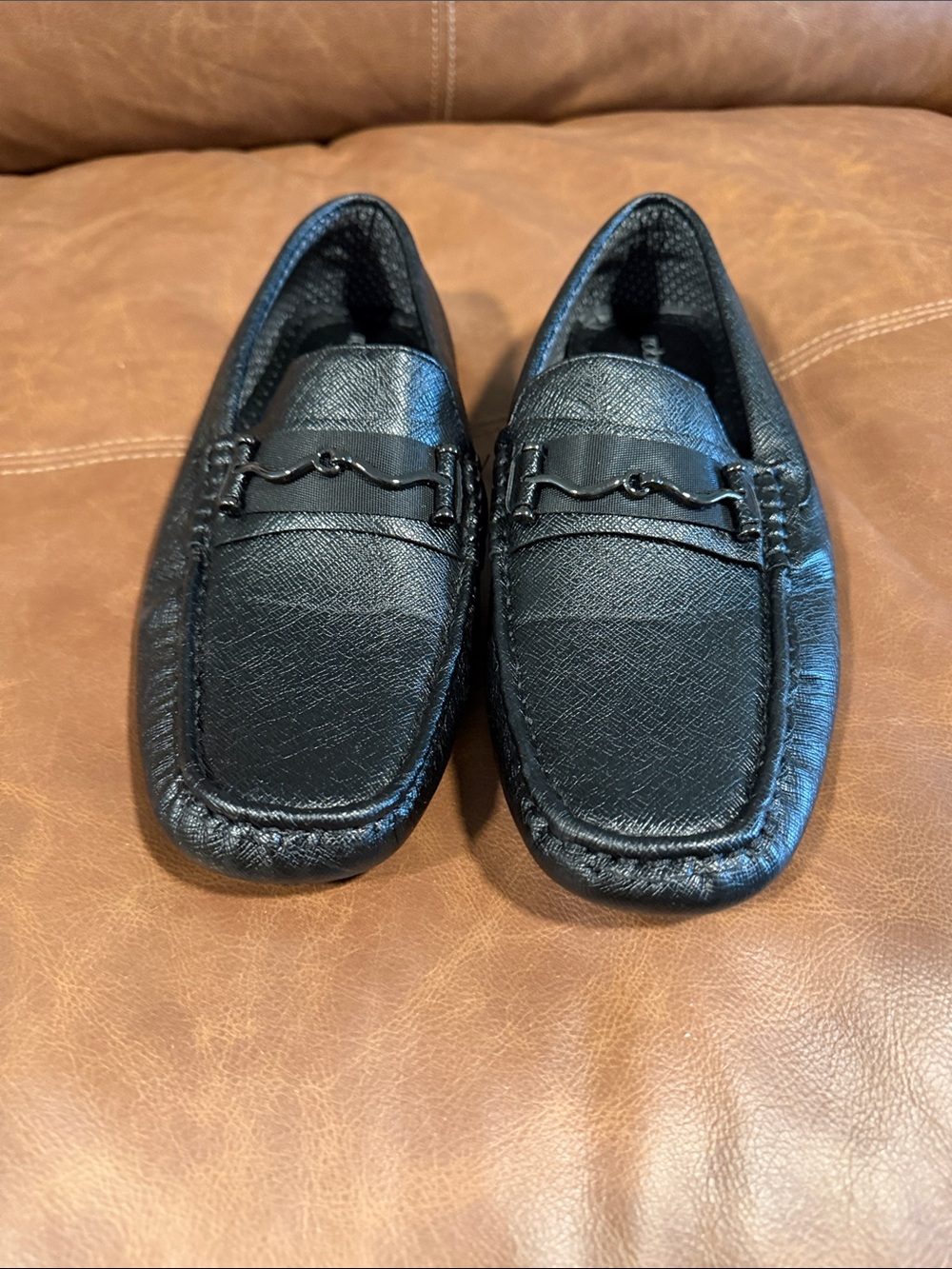 Men's Black Slip-On Leather Driving Loafers